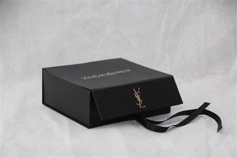 ysl gift wrap eigh gift note